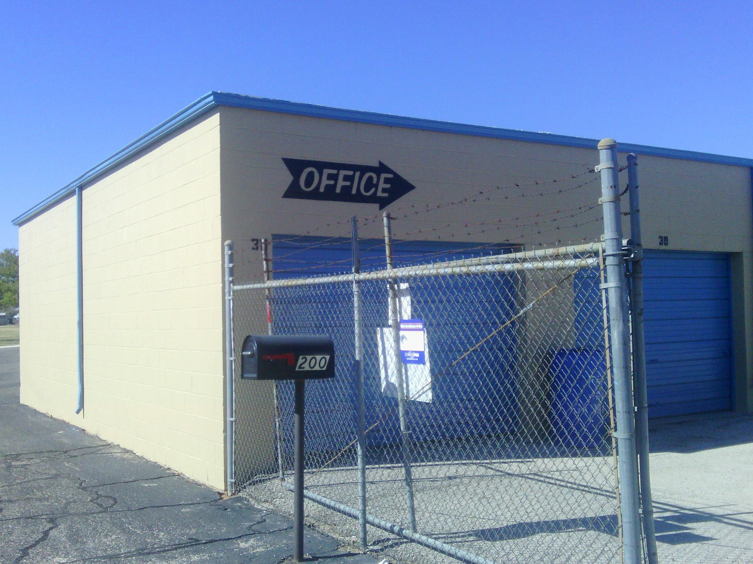 Park Inn Storage 200 W 31st St Odessa, TX 79764